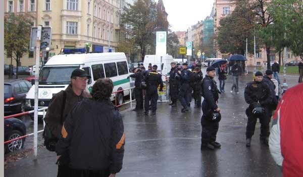 Extremisté se chystají do centra Prahy 3