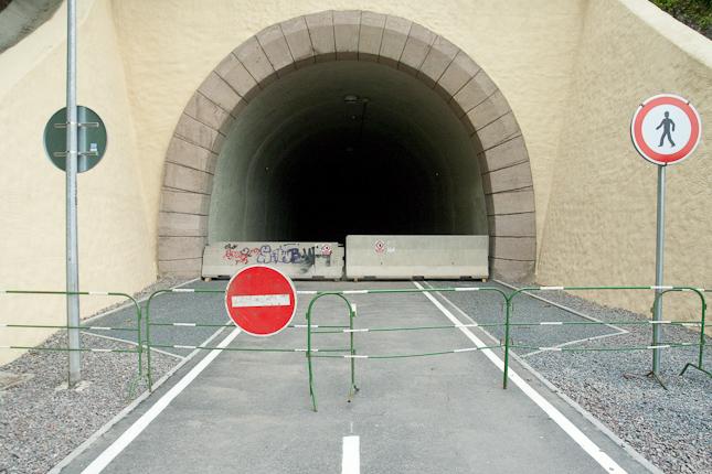 zavreny tunel